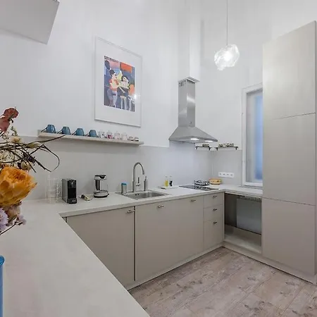 Venus - Opera Location Appartement *