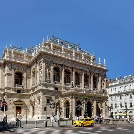 Apartment Venus - Opera Location