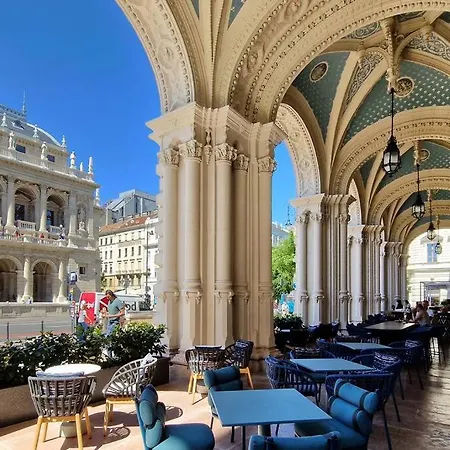 Venus - Opera Location *
